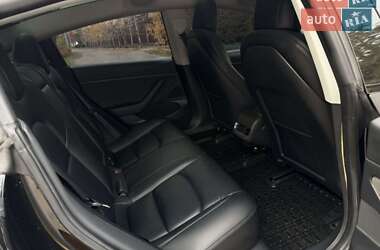 Седан Tesla Model 3 2020 в Киеве