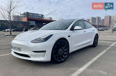 Седан Tesla Model 3 2021 в Києві