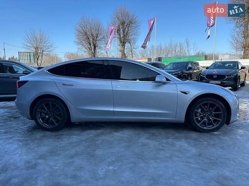 Седан Tesla Model 3 2018 в Виннице фото 4 Седан Tesla Model 3 2018 в Виннице