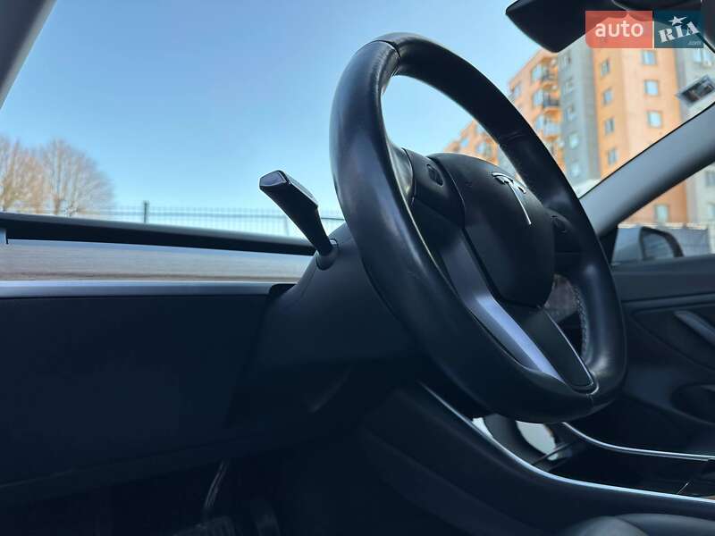 Седан Tesla Model 3 2018 в Виннице фото 10 Седан Tesla Model 3 2018 в Виннице