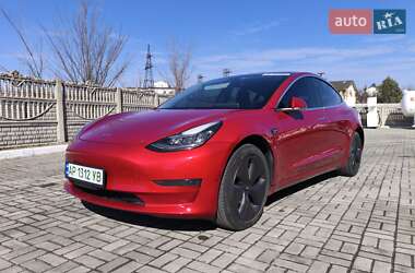 Седан Tesla Model 3 2019 в Запорожье