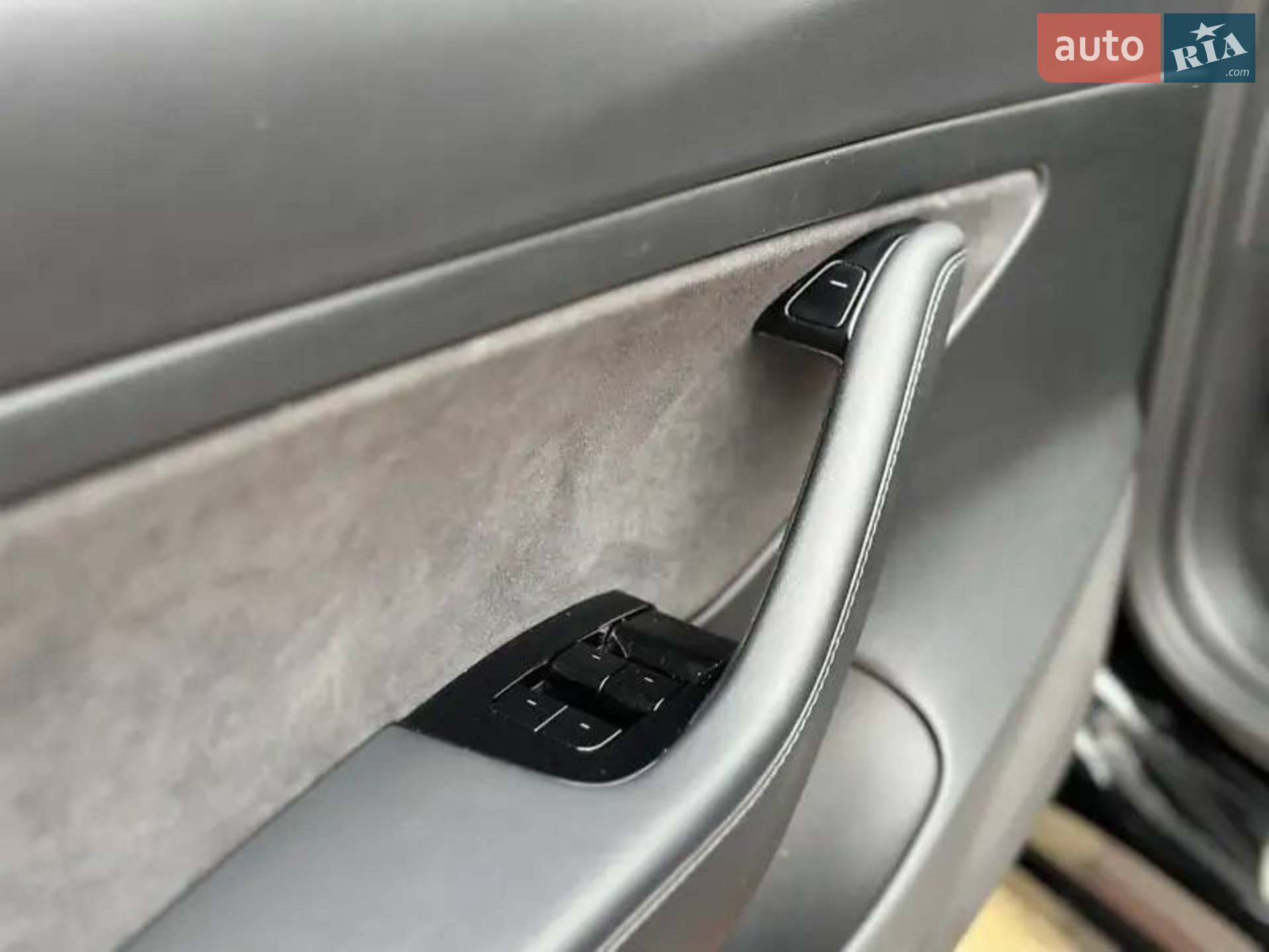 2020 Tesla Model 3 - мініатюра 13