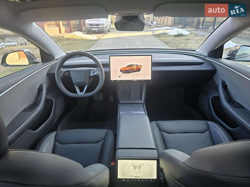 Седан Tesla Model 3 2025 в Львові фото 23 Седан Tesla Model 3 2025 в Львові