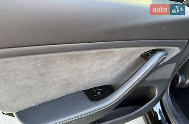 Седан Tesla Model 3 2021 в Николаеве