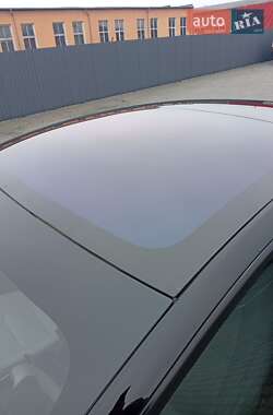 Седан Tesla Model 3 2018 в Нововолынске