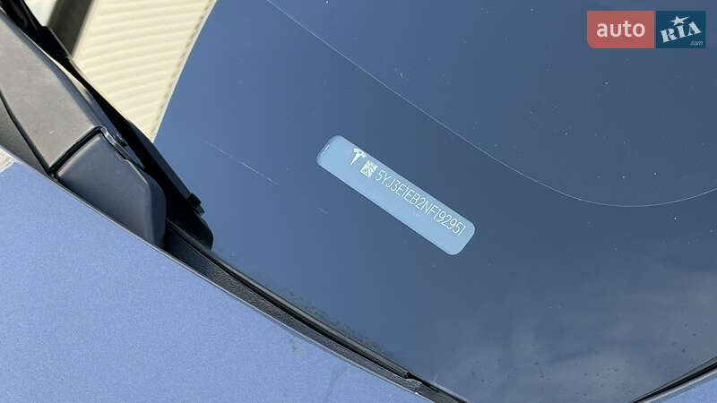 Седан Tesla Model 3 2022 в Запоріжжі