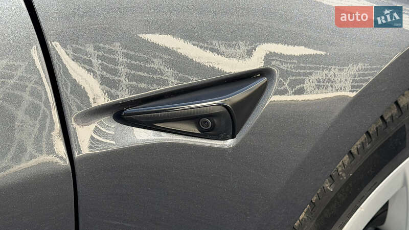 Седан Tesla Model 3 2022 в Запоріжжі