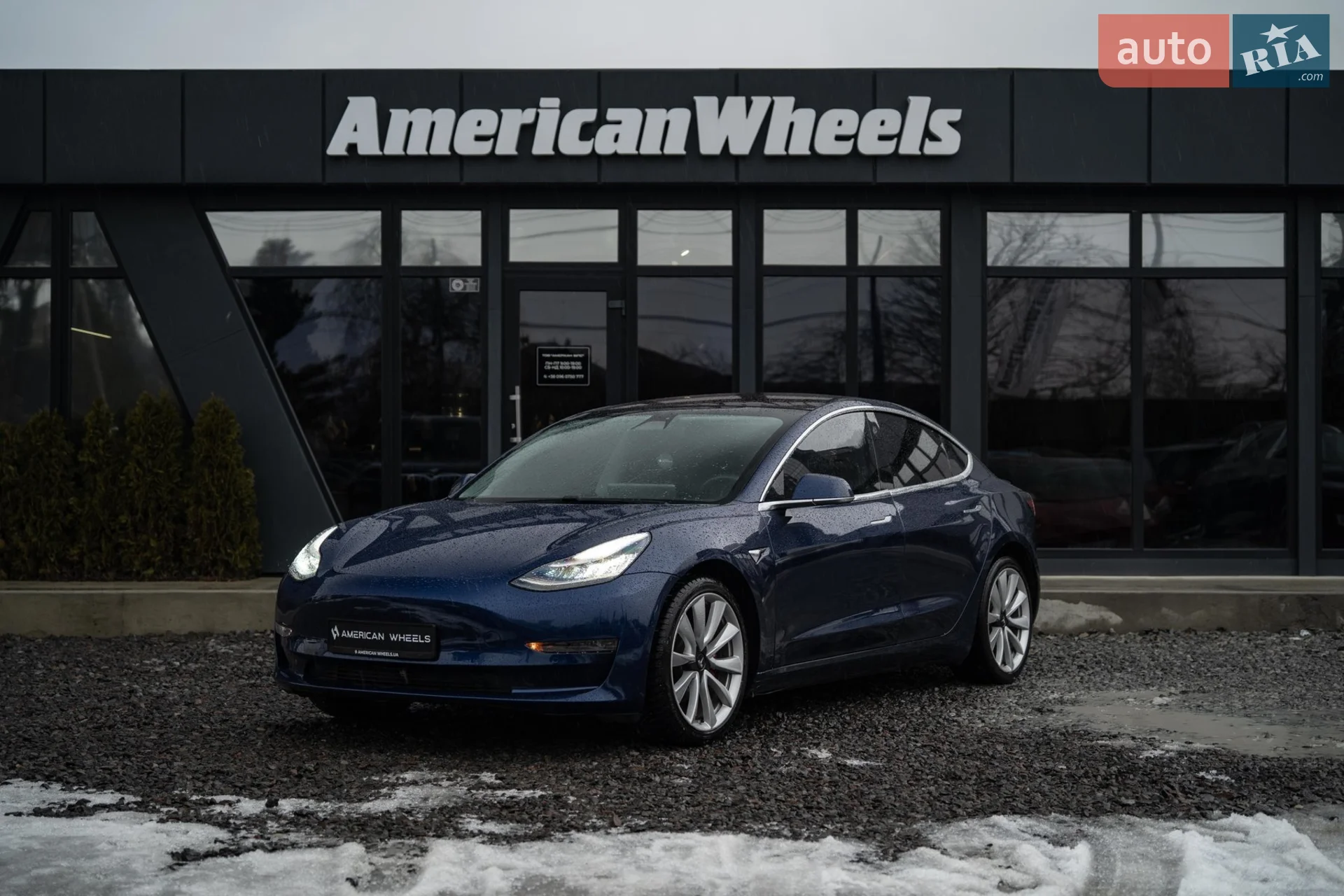 2018 Tesla Model 3 - фото 1