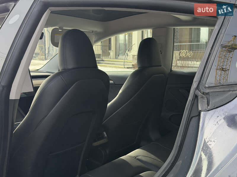 Седан Tesla Model 3 2021 в Киеве фото 5 Седан Tesla Model 3 2021 в Киеве