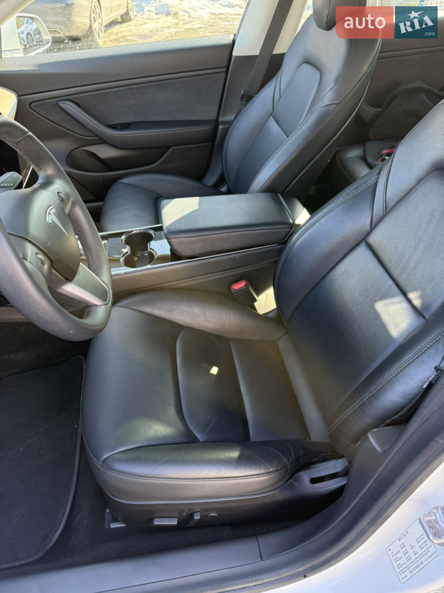 2020 Tesla Model 3 - мініатюра 35