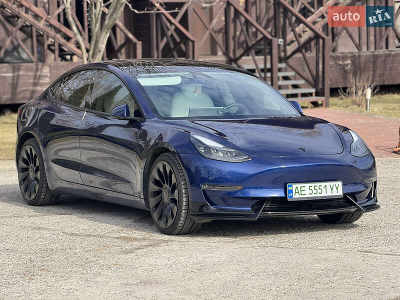 Tesla Model 3 2023
