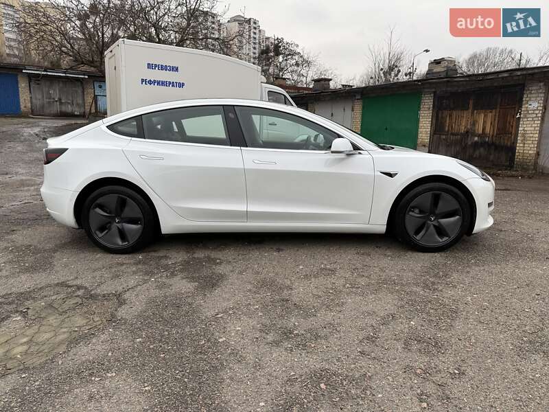 Седан Tesla Model 3 2018 в Киеве фото 33 Седан Tesla Model 3 2018 в Киеве