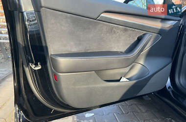Седан Tesla Model 3 2023 в Києві