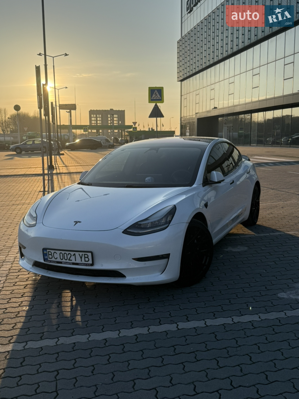 2019 Tesla Model 3 - мініатюра 32