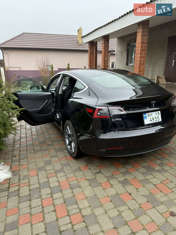 Седан Tesla Model 3 2020 в Одессе