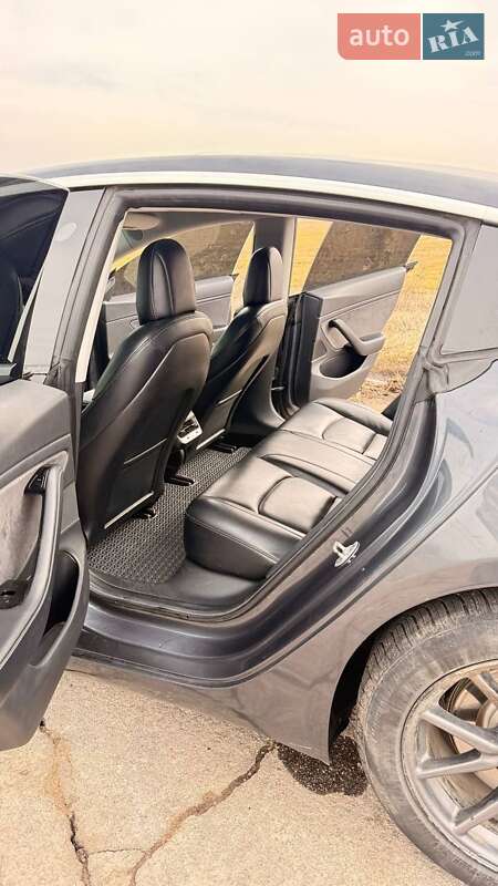 Седан Tesla Model 3 2018 в Вознесенську фото 10 Седан Tesla Model 3 2018 в Вознесенську