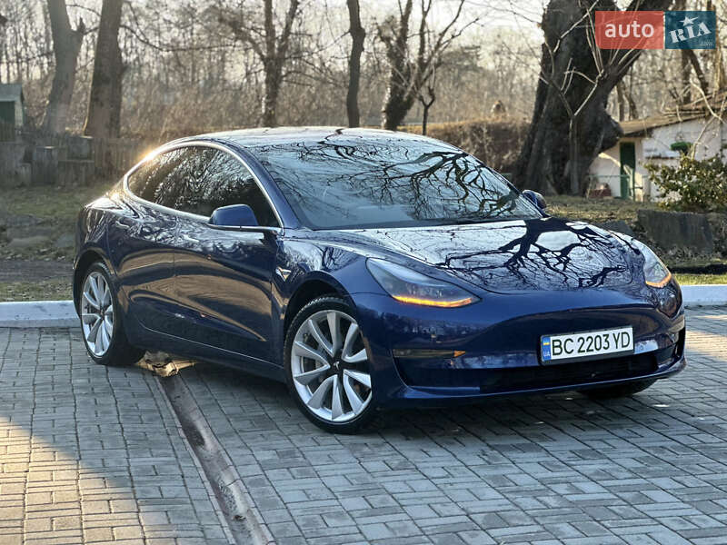 Седан Tesla Model 3 2018 в Дрогобыче фото 27 Седан Tesla Model 3 2018 в Дрогобыче