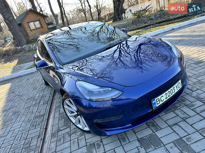 Седан Tesla Model 3 2018 в Дрогобыче фото 31 Седан Tesla Model 3 2018 в Дрогобыче