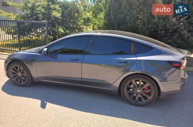 Седан Tesla Model 3 2022 в Львове