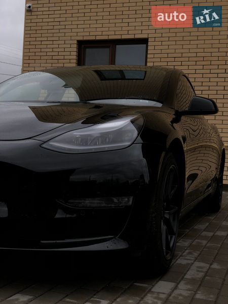 Седан Tesla Model 3 2022 в Белой Церкви