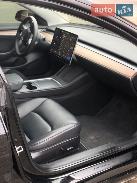 Седан Tesla Model 3 2022 в Белой Церкви