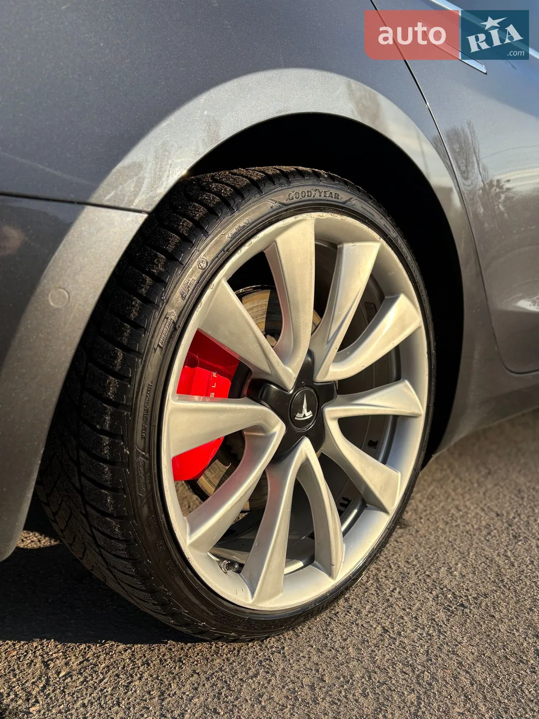 2018 Tesla Model 3 - мініатюра 9