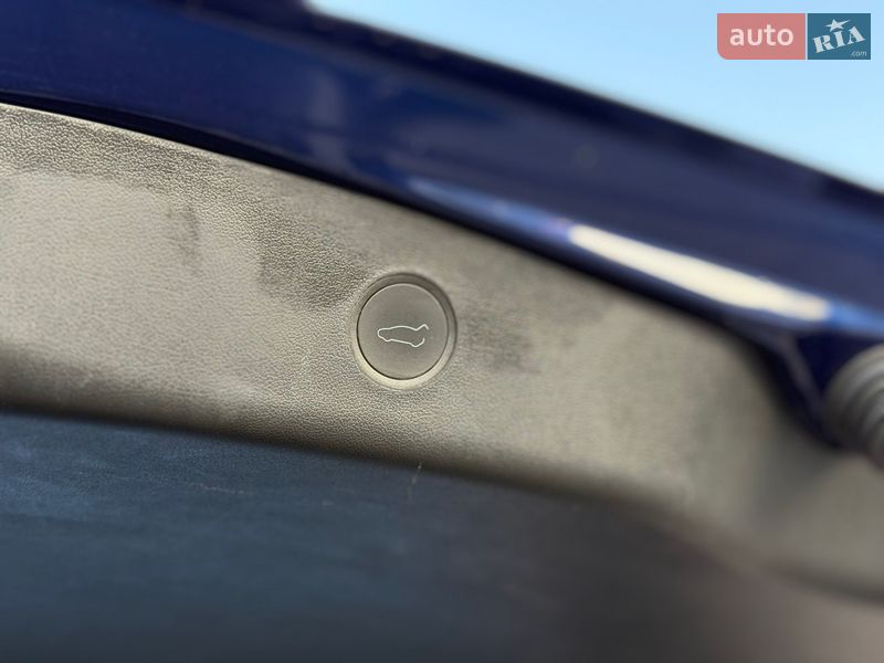 Седан Tesla Model 3 2022 в Черкасах