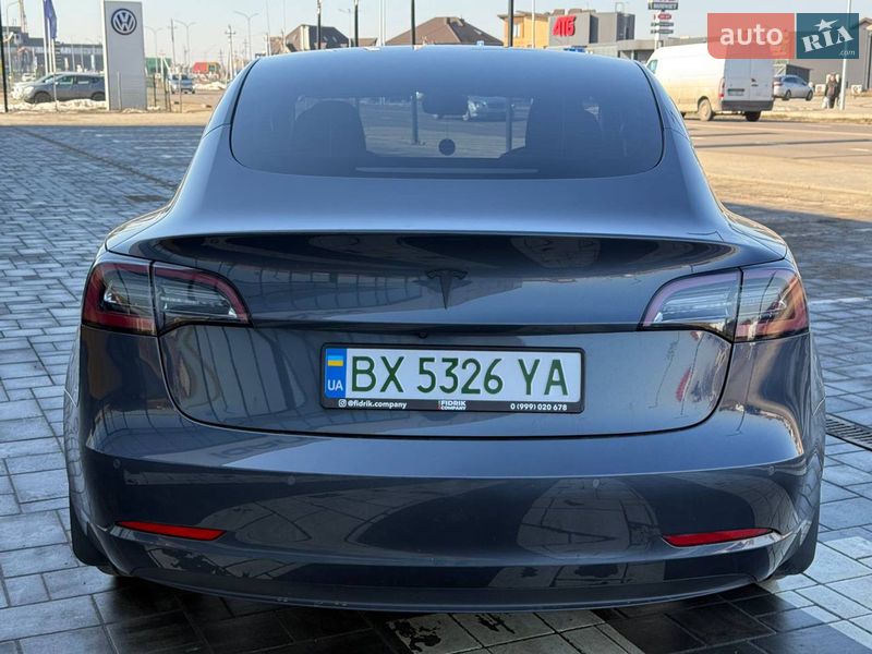 Седан Tesla Model 3 2022 в Луцьку фото 30 Седан Tesla Model 3 2022 в Луцьку