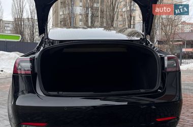 Седан Tesla Model 3 2019 в Белой Церкви