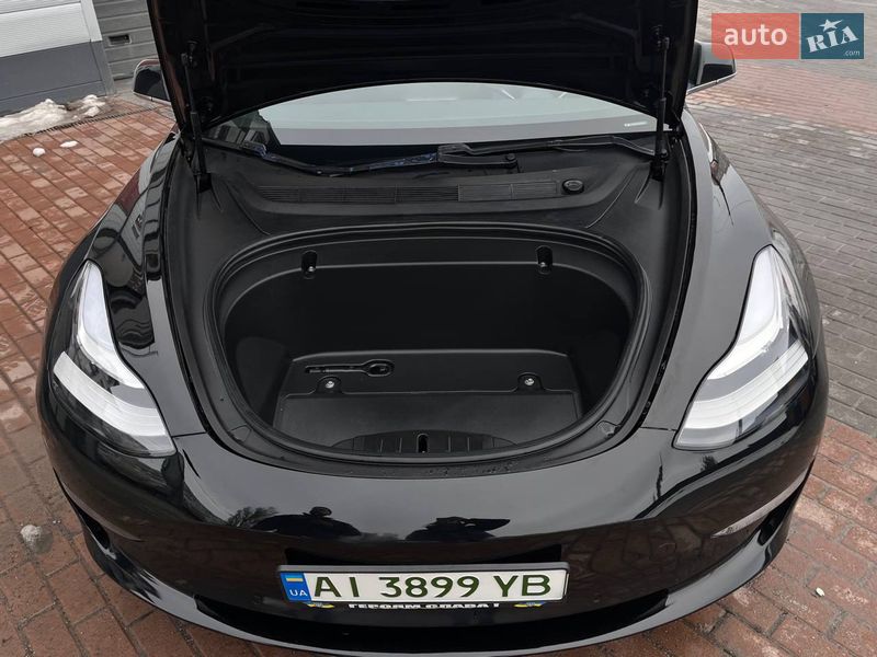 Седан Tesla Model 3 2019 в Белой Церкви