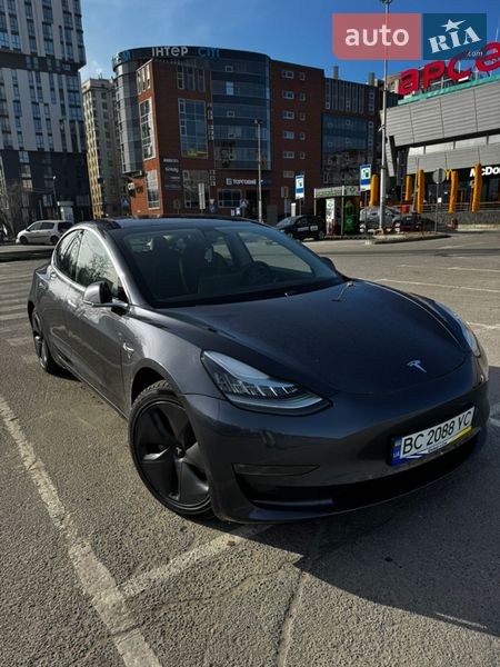 Tesla Model 3 2019 Tesla Model 3 2019