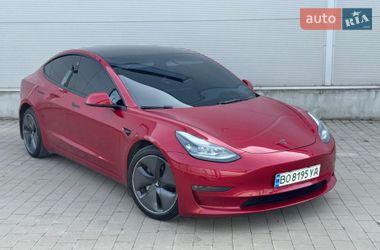 Седан Tesla Model 3 2021 в Ивано-Франковске