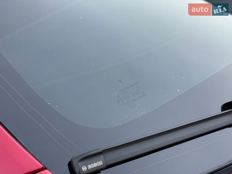 Седан Tesla Model 3 2021 в Ивано-Франковске