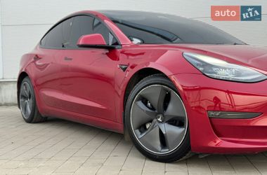 Седан Tesla Model 3 2021 в Ивано-Франковске