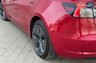 Седан Tesla Model 3 2021 в Ивано-Франковске