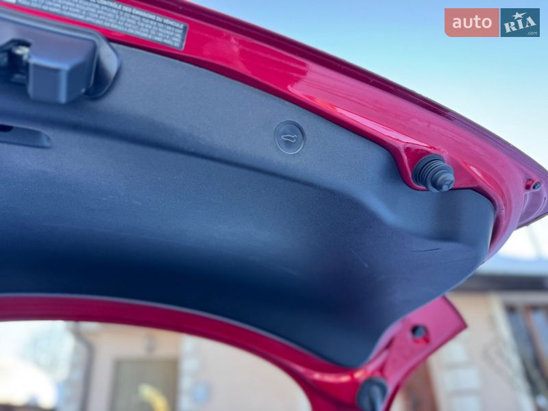 Седан Tesla Model 3 2021 в Ивано-Франковске