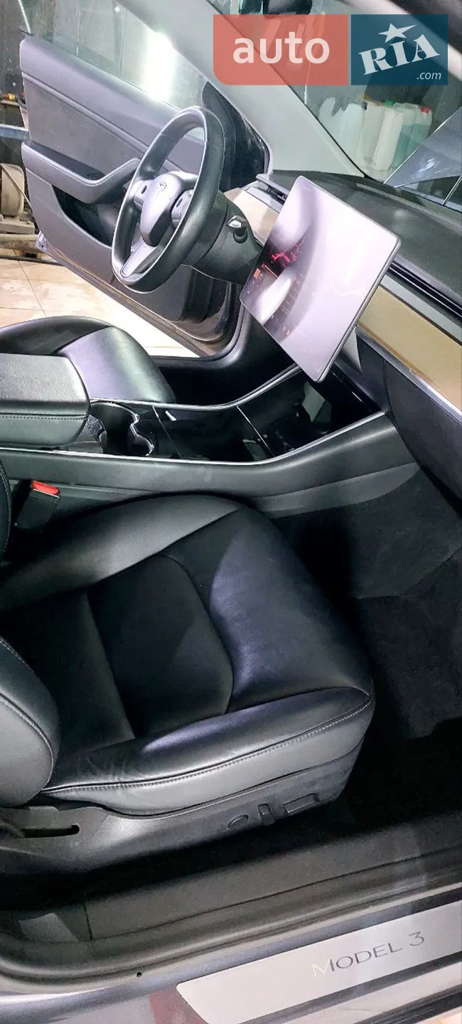 2018 Tesla Model 3 - мініатюра 16