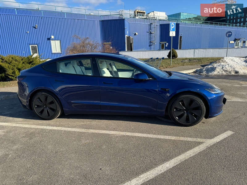 Седан Tesla Model 3 2024 в Киеве фото 6 Седан Tesla Model 3 2024 в Киеве