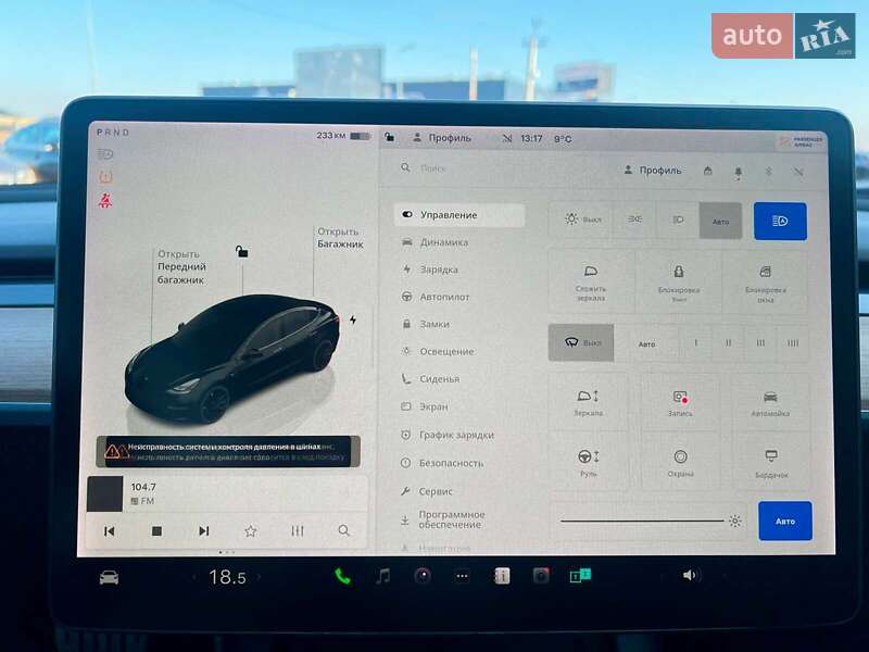 Седан Tesla Model 3 2022 в Львові