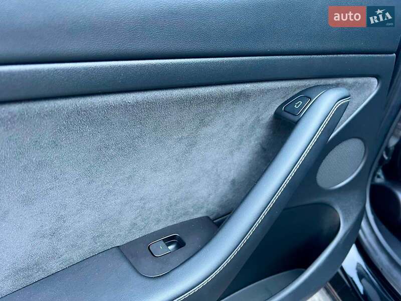 Седан Tesla Model 3 2022 в Львові