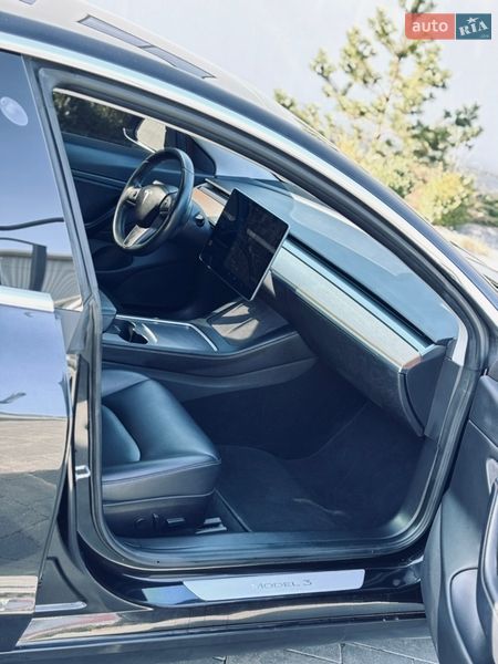 Седан Tesla Model 3 2018 в Луцьку