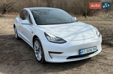 Седан Tesla Model 3 2019 в Ивано-Франковске