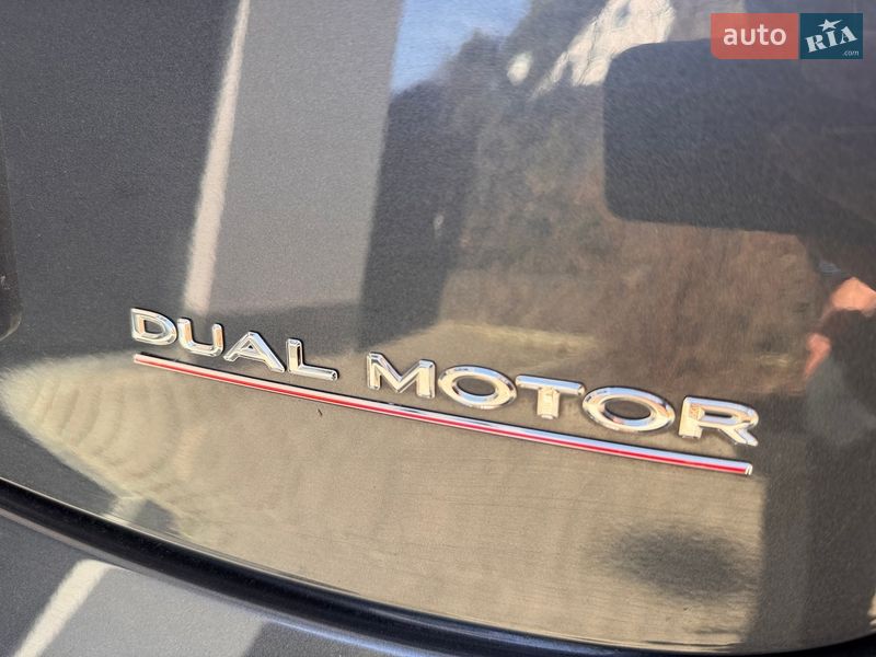 Седан Tesla Model 3 2022 в Львові