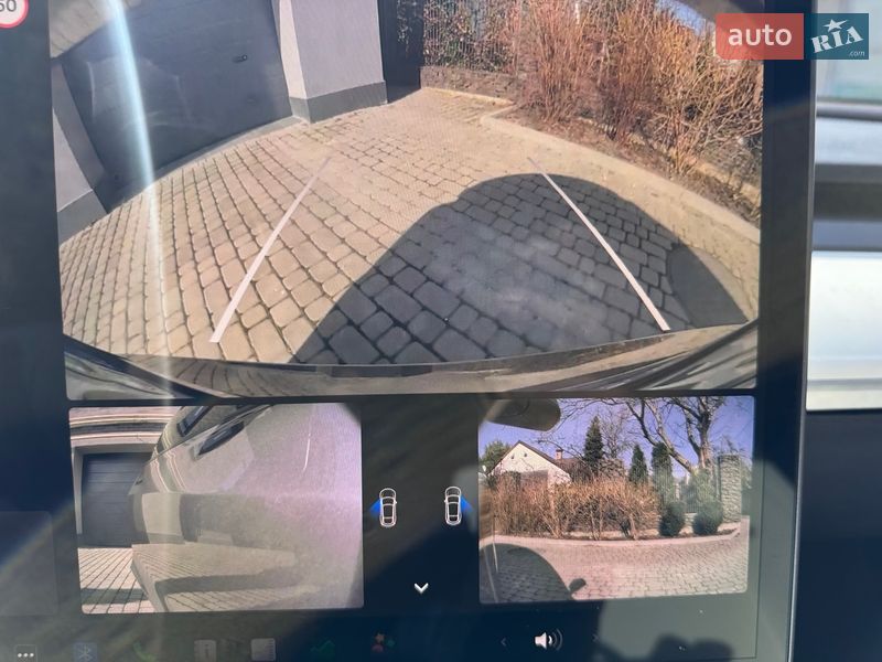 Седан Tesla Model 3 2022 в Львові