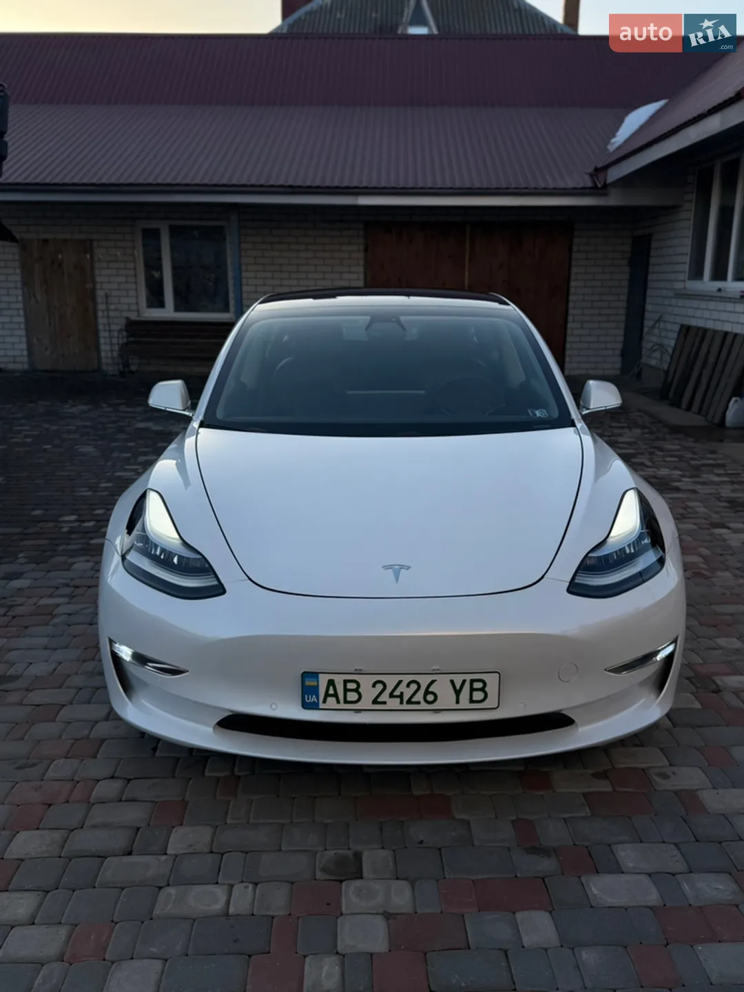 2020 Tesla Model 3 - фото 1