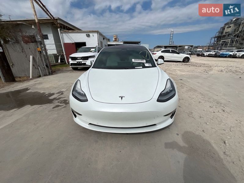 2018 Tesla Model 3, VIN 5YJ3E1EB1JF112307:plate — фото 1 (autoria)