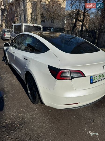 Седан Tesla Model 3 2021 в Киеве фото 5 Седан Tesla Model 3 2021 в Киеве