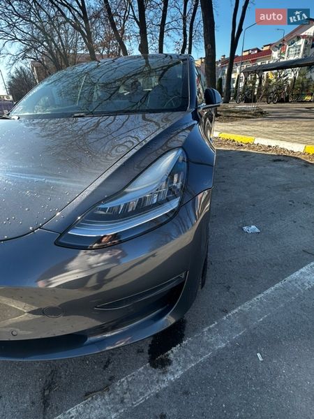 Седан Tesla Model 3 2018 в Петропавловской Борщаговке фото 12 Седан Tesla Model 3 2018 в Петропавловской Борщаговке