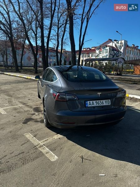 Седан Tesla Model 3 2018 в Петропавловской Борщаговке фото 9 Седан Tesla Model 3 2018 в Петропавловской Борщаговке