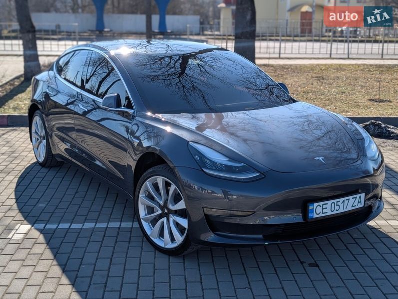 Седан Tesla Model 3 2019 в Коломые